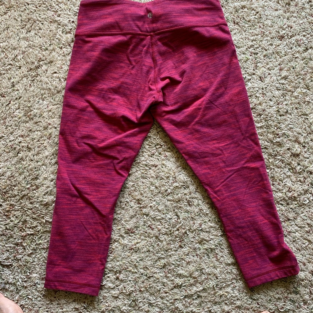 Lululemon workout pants - Picture 2 of 4